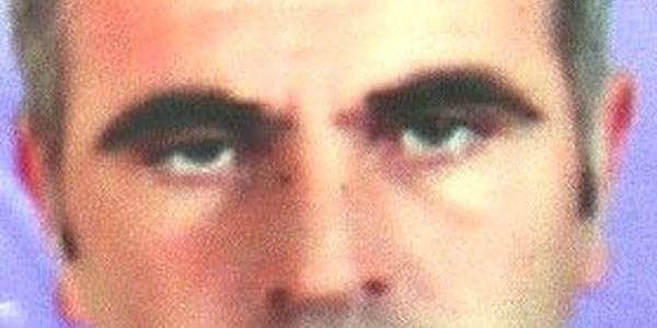 Artvin'de otomobil u�uruma yuvarland�: 1 �l�