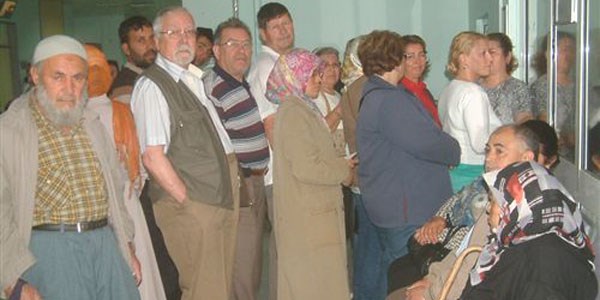 Hastanede sıra kavgası