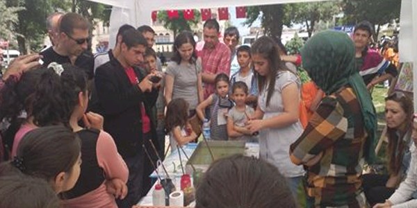Engelli gençlerin 'Sanat Evi Projesi' ilk meyvesini vermeye başladı