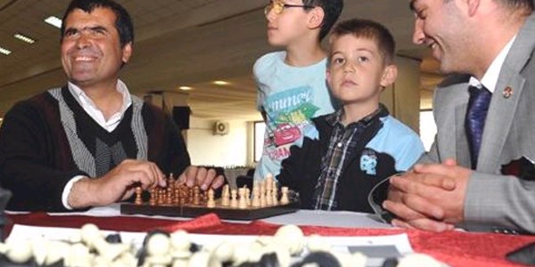 G�rme engelli satran���, tak�m kurmak istiyor