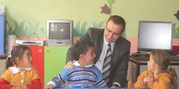 Ağrı'da 7 köye kütüphane kuruldu