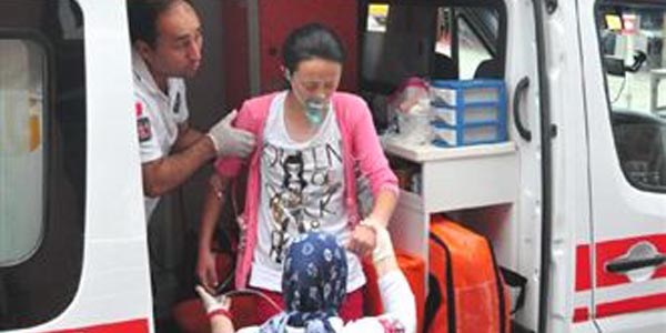 �evik kuvvet ekibinin biber gaz� e�itimi, ��rencileri hastanelik etti