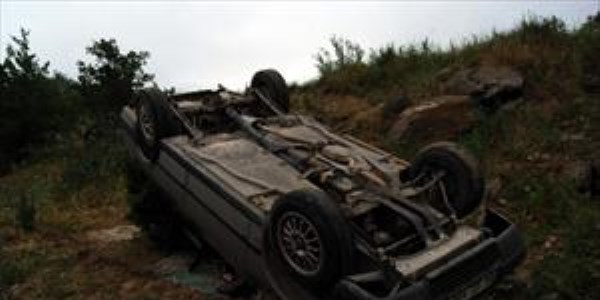 Eşme'de Trafik Kazası İki Yaralı