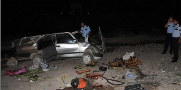 �kizleri �l�m ay�rd�