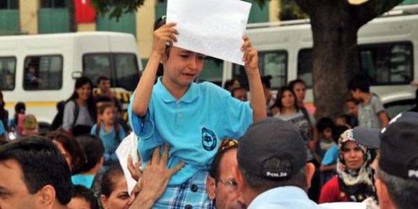 Okulları için gözyaşı döktüler