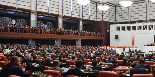 Daire Başkanlarına 3600 ek gösterge Meclisten geçti