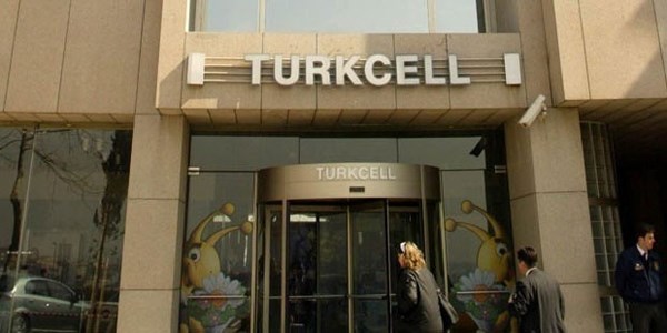 Turkcell de topun ağzında! SPK'dan uyarı