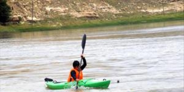 Hasankeyf'te kanolar yarıştı