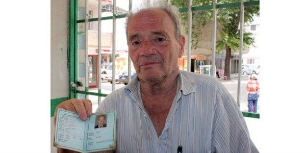 44 yıldır kimliksiz yaşıyor