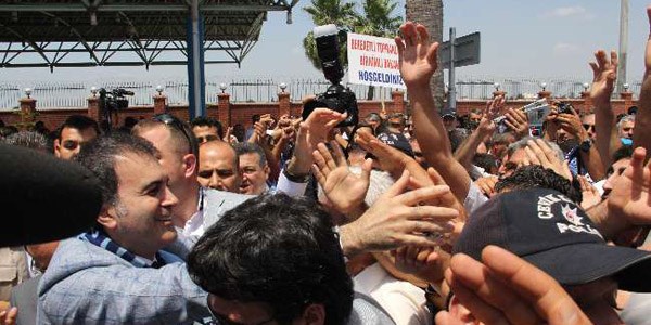 Adana'da Bakan Çelik İzdihamı