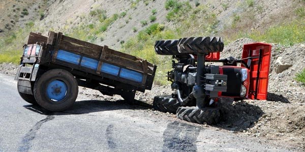 Sivas'ta traktr kazas:3 yaral