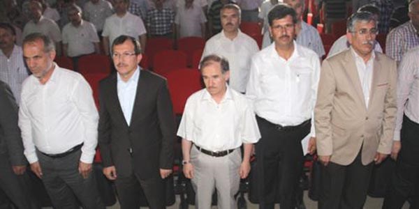 Akhisarlı imam hatipliler pilav gününde buluştu