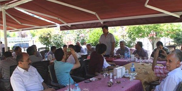 Devrek İmam Hatip Lisesi 1985'li mezunlarından buluşma yemeği