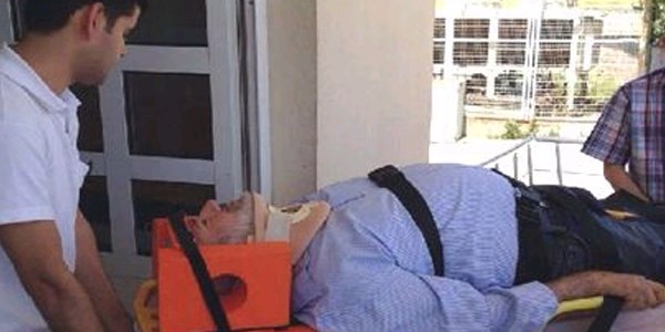 Yaptırdığı evin balkonundan düşüp yaralandı