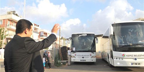 Kepez Belediyesi 5 bin Antalyal�y� daha �anakkale'ye g�t�r�yor