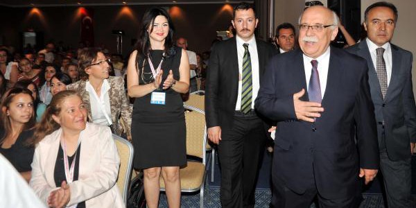 Avcı: Mizah ve türküler eğitimde kullanılabilir/Video