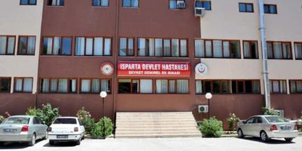 Isparta'da şaşkınlık yaratan bina