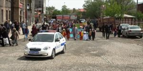Kars'ta okul öncesi çocuk şenliği festivali düzenlendi