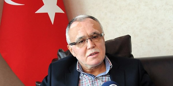 TBMM Başkanvekili Yakut'un makam aracı kaza yaptı