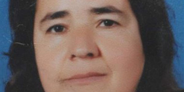 Oğlu tarafından öldürülen kadın toprağa verildi