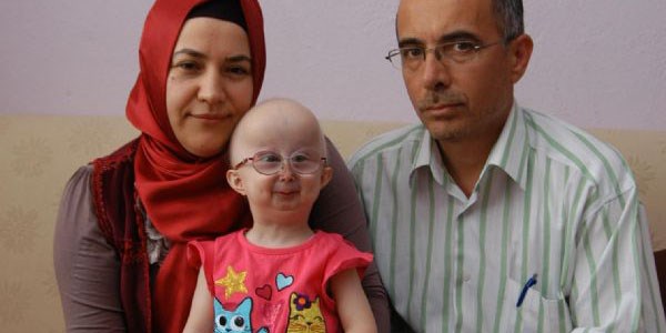 Minik Gülsüm rahat bir nefes istiyor