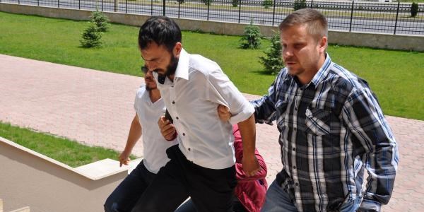 Tecav�z davas� san���na gasptan tutuklama