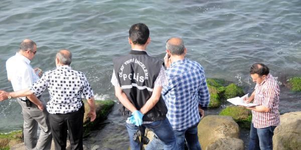 Denizde erkek cesedi bulundu