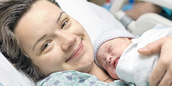 Özel hastanelere anne odaları zorunluluğu geldi