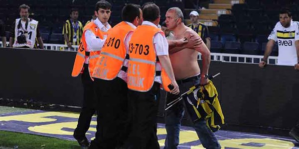 �stanbul'da '20 bin koruma memuru' ba�vurusu yap�ld�