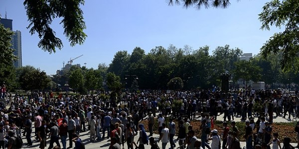 Polis çekildi, eylemciler Gezi Parkı'nda