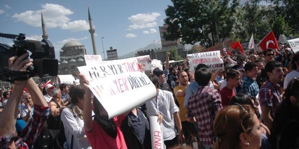 Kayseri'de Taksim'e destek eylemi