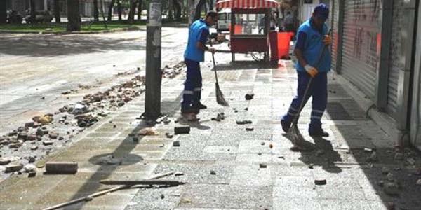 İzmir'deki gösterilerin bilançosu ağır oldu