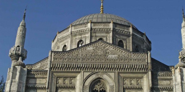 Diyanet, 100 'Cami Rehberi' alacak