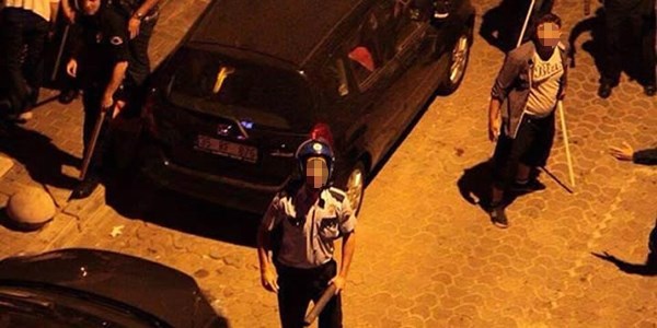 Emniyet M�d�r�; Eli sopal�lar sivil polis