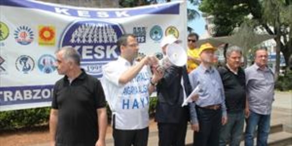 Trabzon'da KESK �yeleri grevde