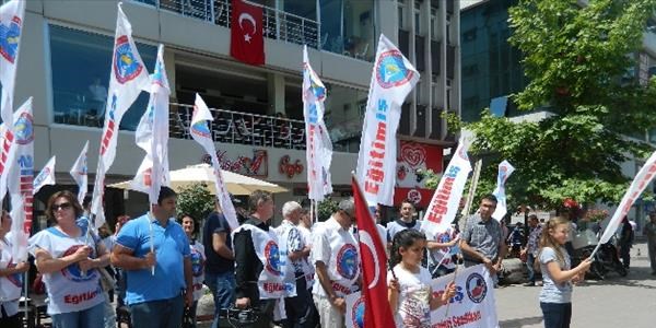 Fatsa'da i� b�rakma eylemi