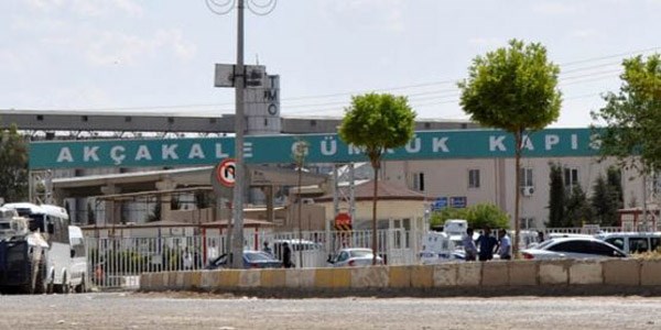 Akçakale Gümrük Kapısı yeniden hizmete açıldı