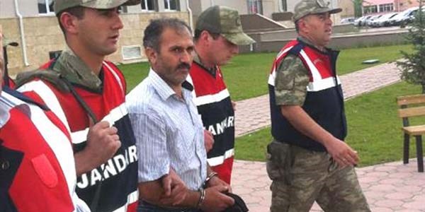 Aynı kıza aşık olan kişiyi öldürüp kaza süsü vermiş