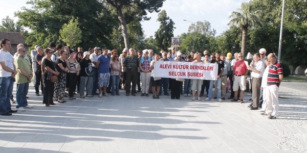 Aleviler 3. K�pr�n�n ismini protesto etti
