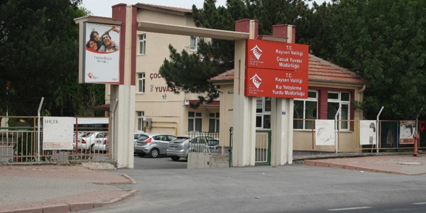Aile Bakanlığı'ndan 4/B'liye eş durumu açıklaması