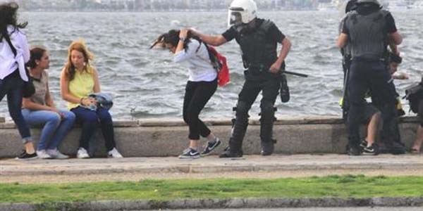 O polislere soruşturma/ Video