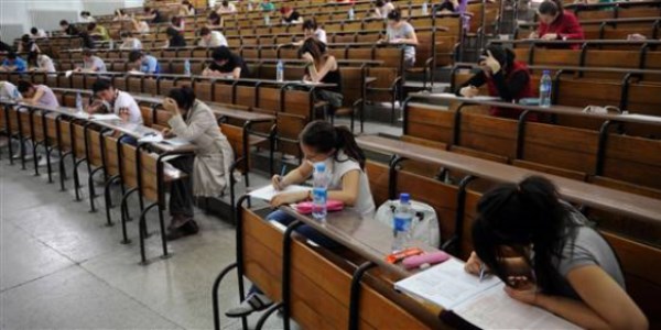ÖSYM aynı tarihte iki sınav yaparak, mağduriyet oluşturmamalı
