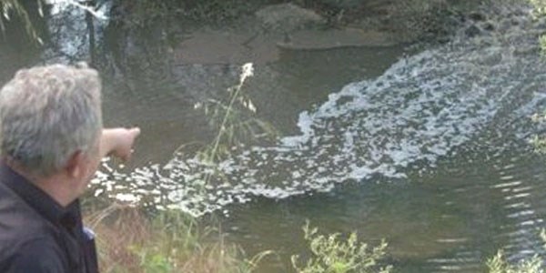 Karamenderes Nehri'nde rkten kirlilik