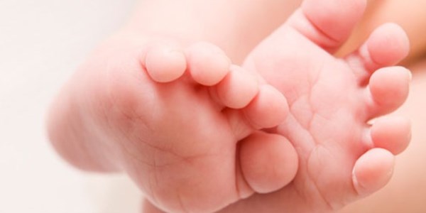 Beşiğinde uyurken nefessiz kalanbebek öldü