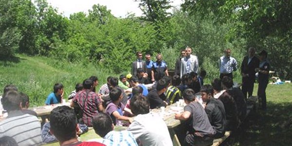 Kent ormanında 'Emniyetli' piknik