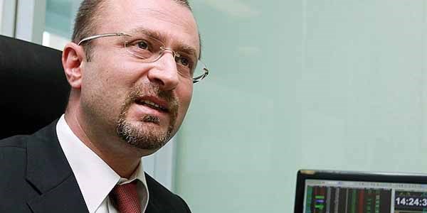 'Faizlerin yükselmesi iki grubun ekmeğine yağ sürüyor'