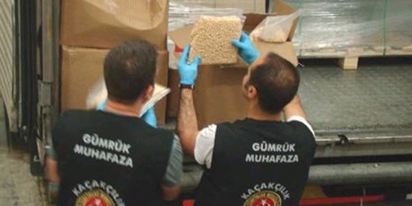 Kap�kule'de 290 bin ecstasy hap ele ge�irildi