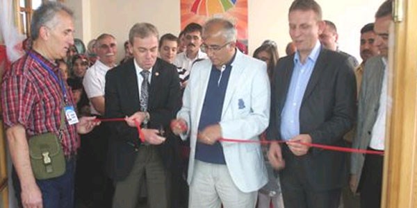 Tav�anl�'da resim sergisi
