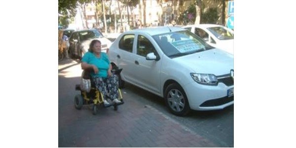 Engellilerin hatal� park isyan�