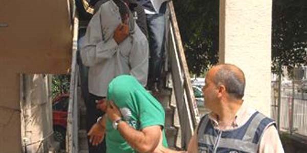 Küçük kıza fuhuş tuzağı sanıklarına ceza yağdı